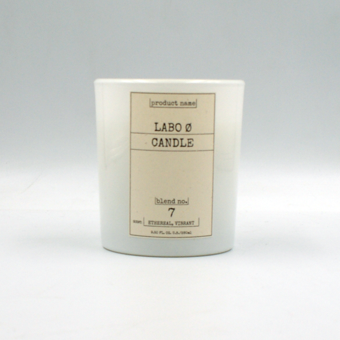 Świeca sojowa LABO Ø - Essence of self